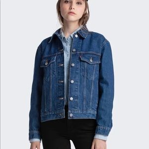 Levi’s Ex-boyfriend Trucker Jacket